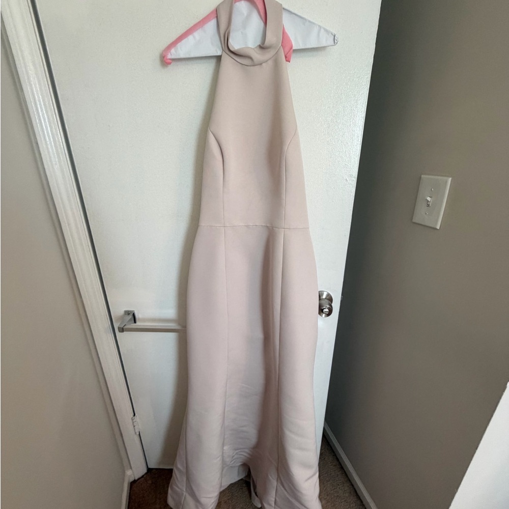 Amsale Elegant Cream Maxi Dress